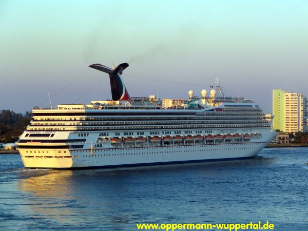 Kreuzfahrtschiffphoto Carnival Liberty